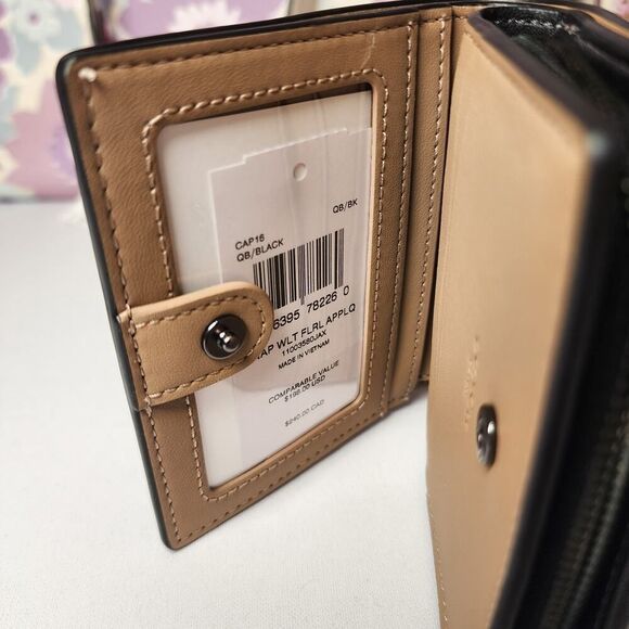 NWT Coach CAP16 Snap Wallet With Floral Applique Black - Picture 4 of 5